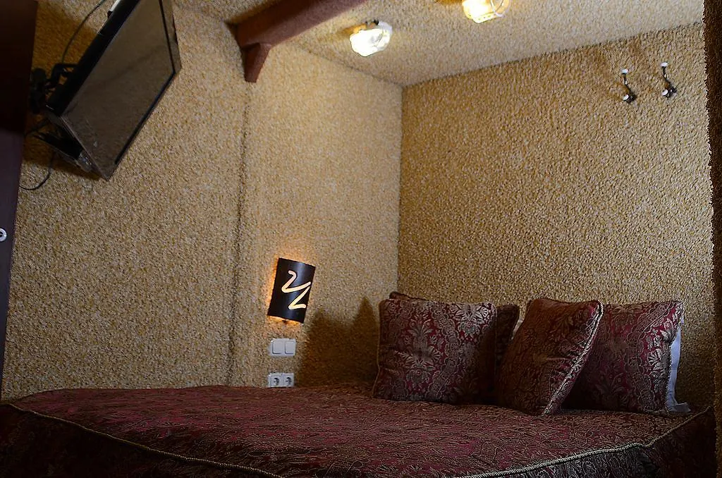 Hotel en barco Art-Boatel St Andre Hotel Kiev Ucrania