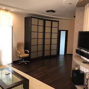  Апартаменты Cozy In A New Building Close To The Downtown