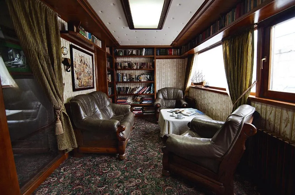 Art-Boatel St Andre Hotel Kiev