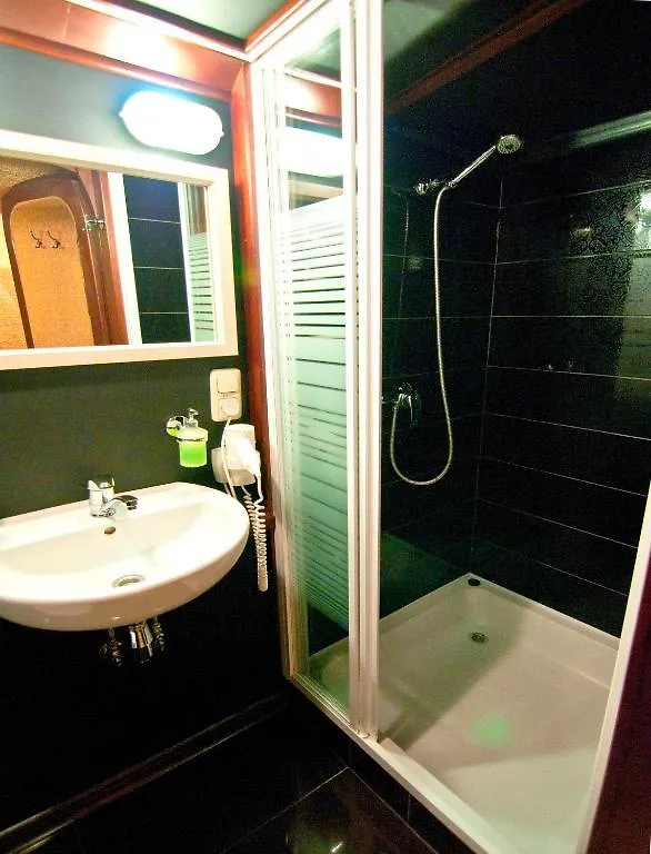 Art-Boatel St Andre Hotel Kiev